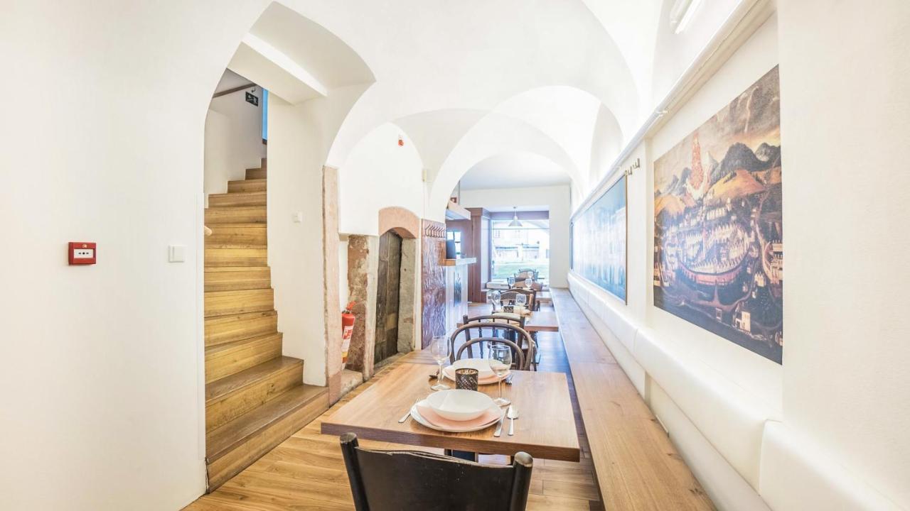 Penzion A Restaurace 14 Hostinné Екстериор снимка
